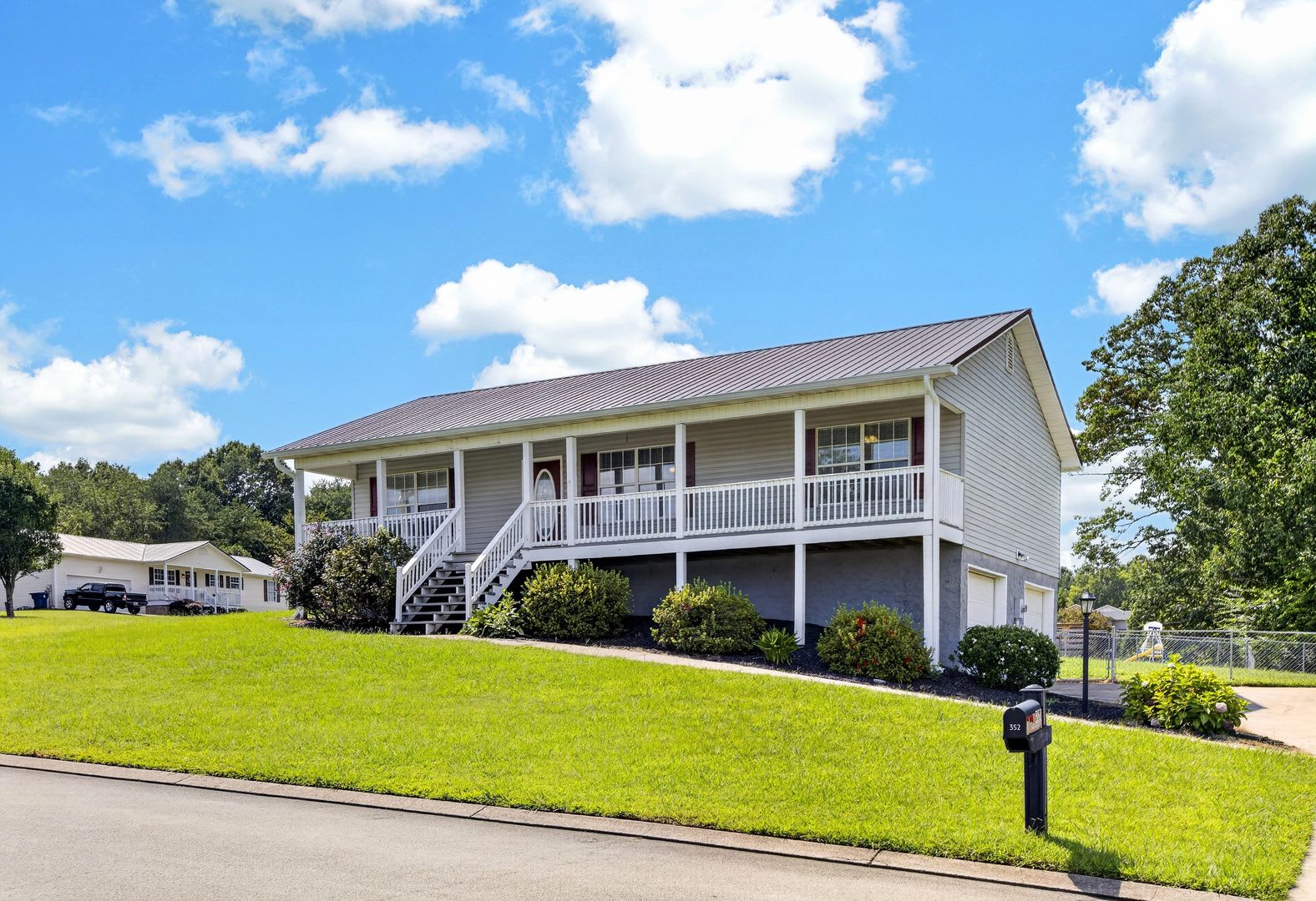 Pet-Friendly 3-Bedroom Home Near the Ocoee River – photo 1 of 23