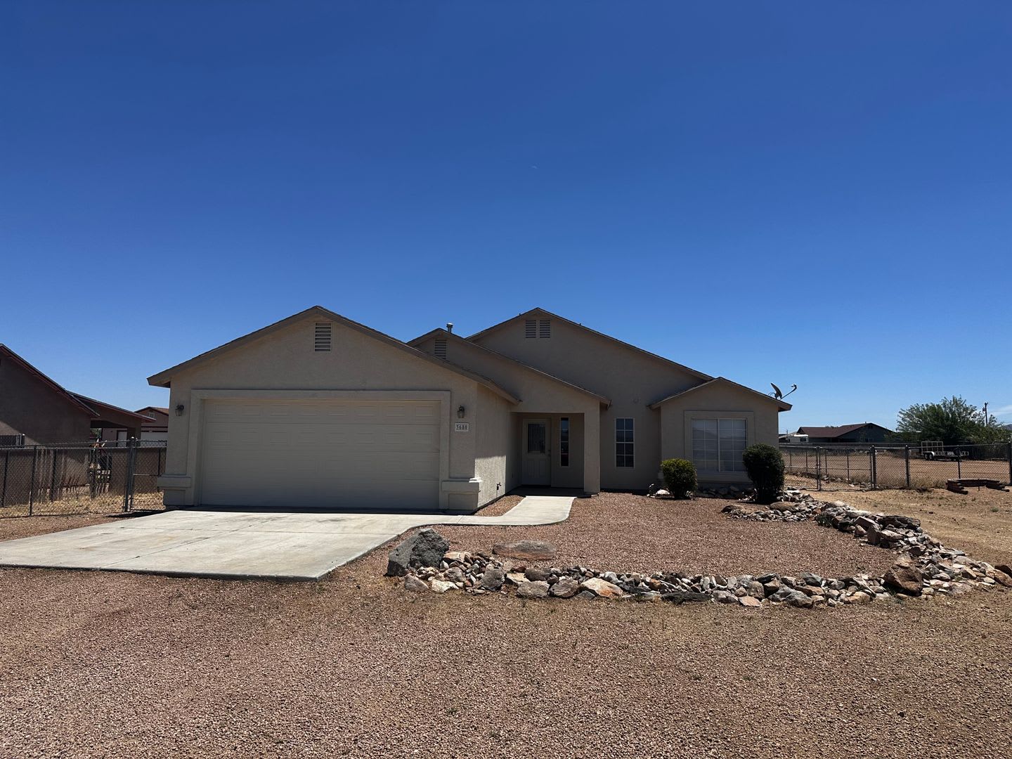 3 Bedroom 2 Bathroom Home – photo 1