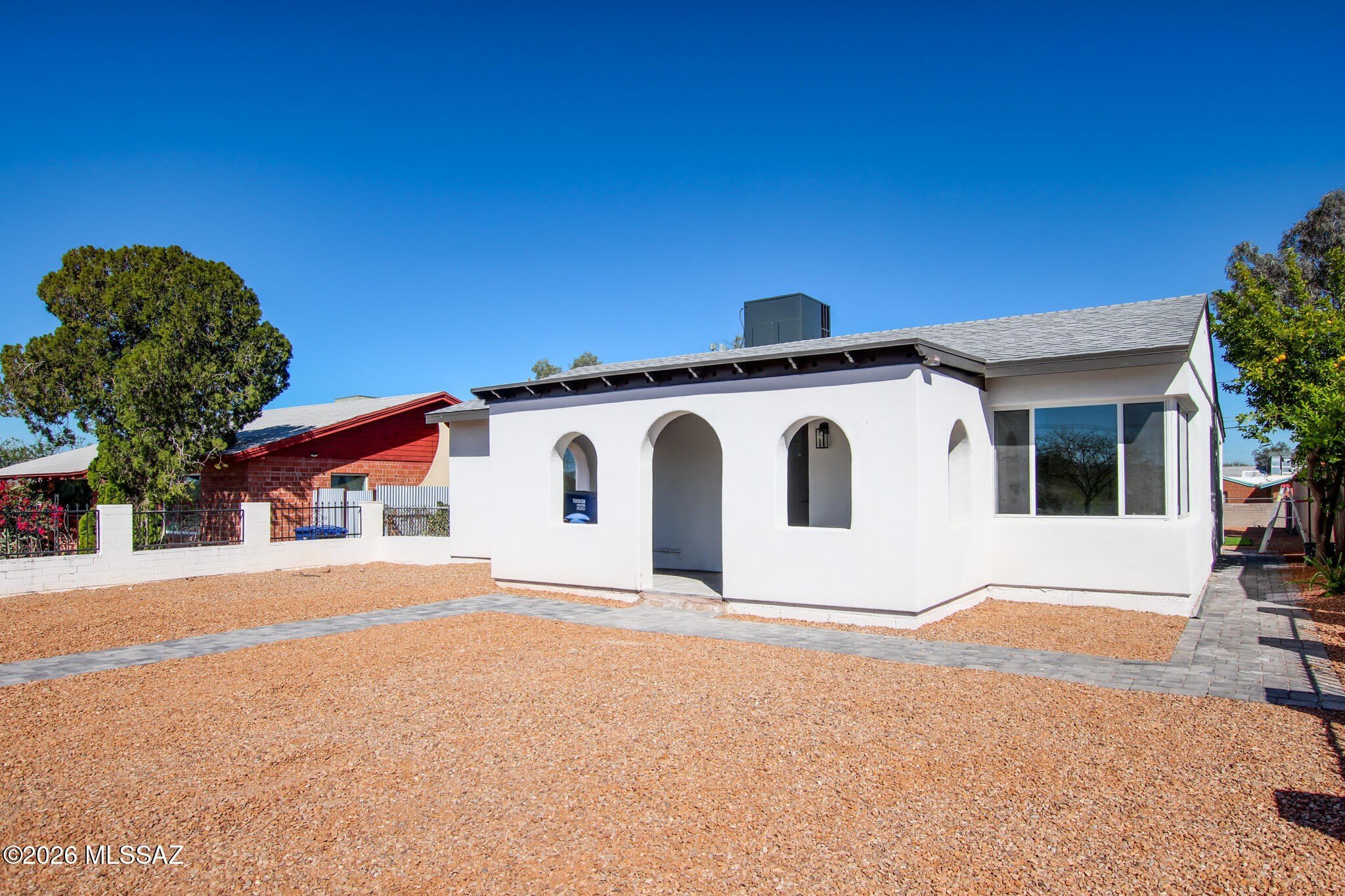 1221 E 13Th Street – photo 1
