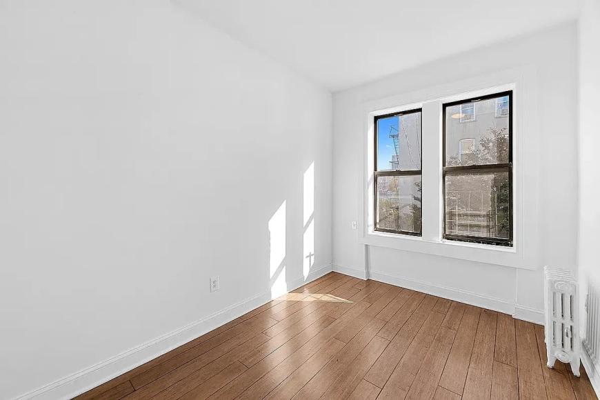 619 East 5th Street – photo 1