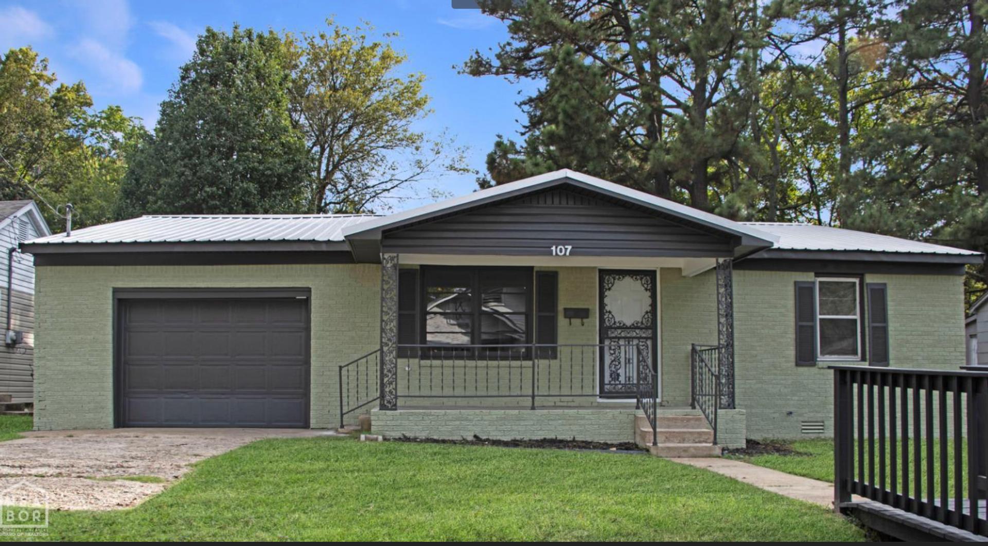 Completely Renovated 3 Bed 1 5 Bath Home With Dual Living Areas Patio – photo 1 of 26