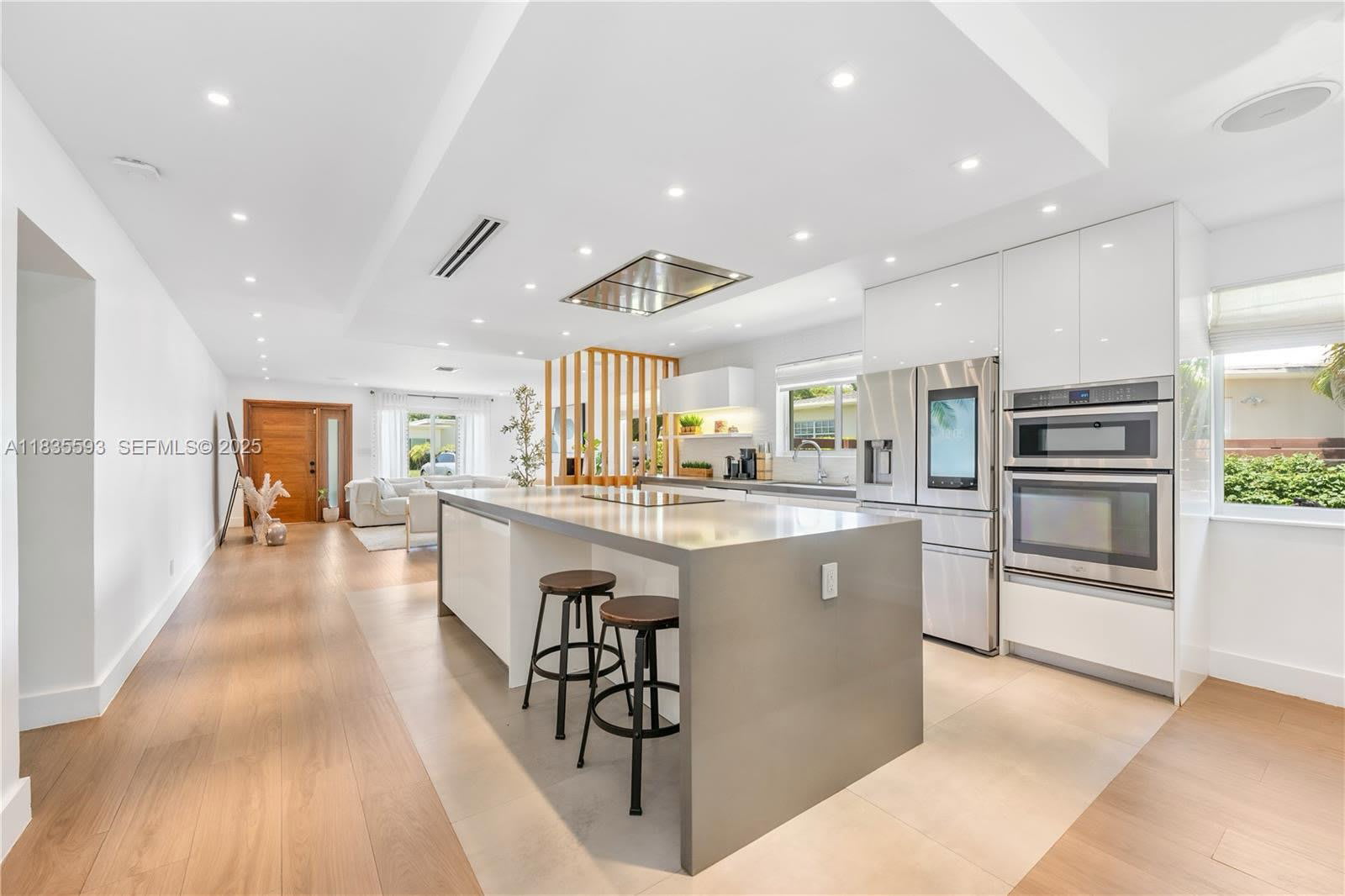 465 Northeast 112th Street – photo 1