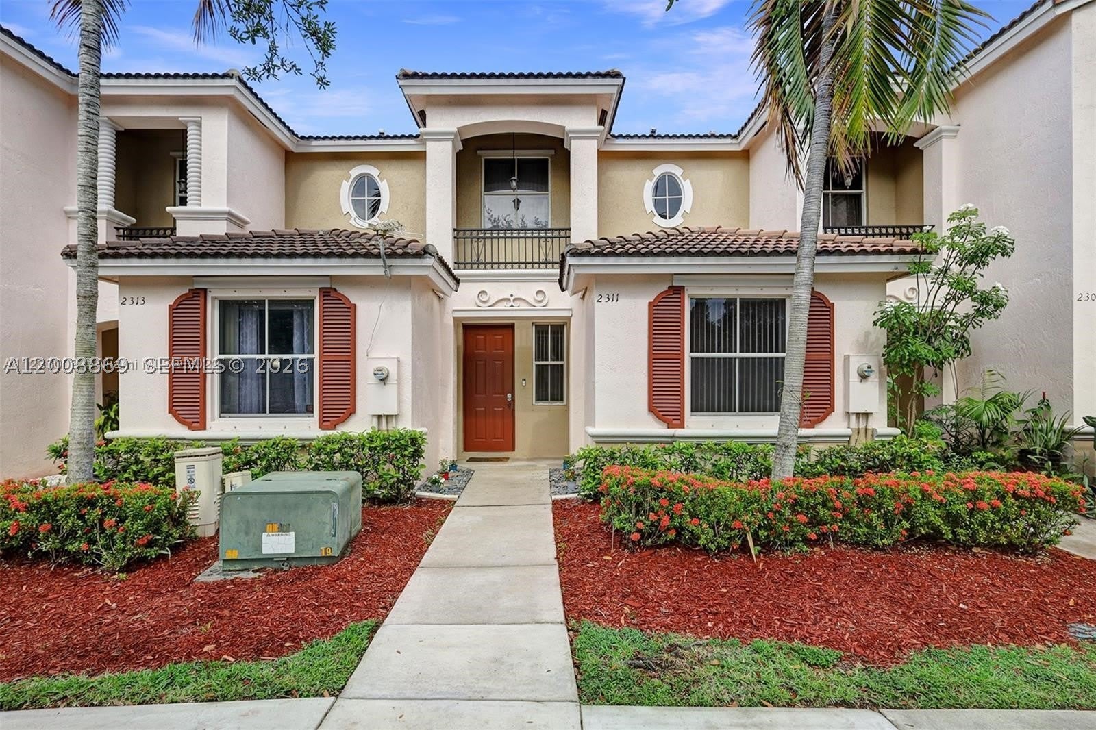 2311 NE 42nd Cir – photo 1