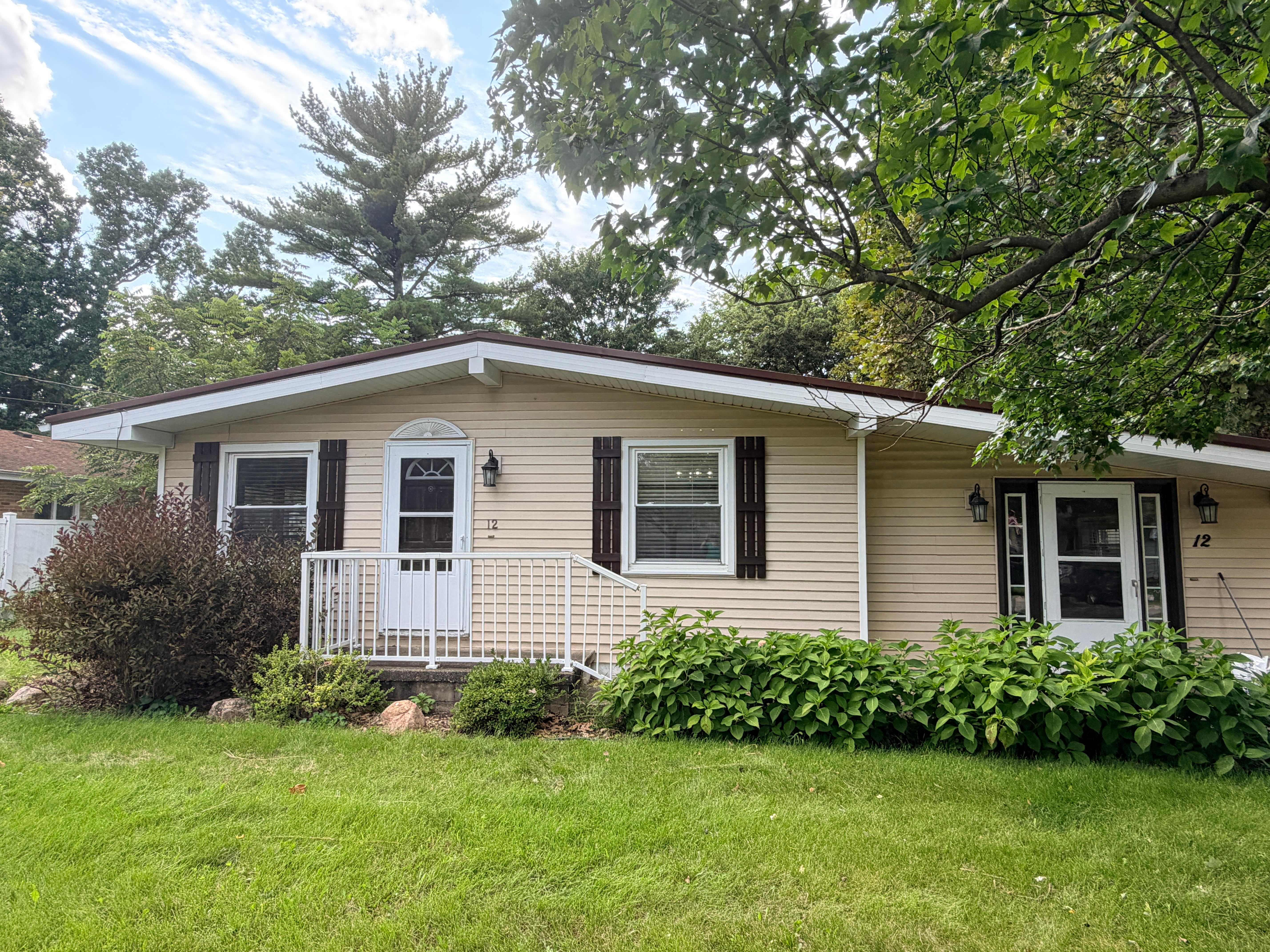 12 Heiser Dr – photo 1 of 12