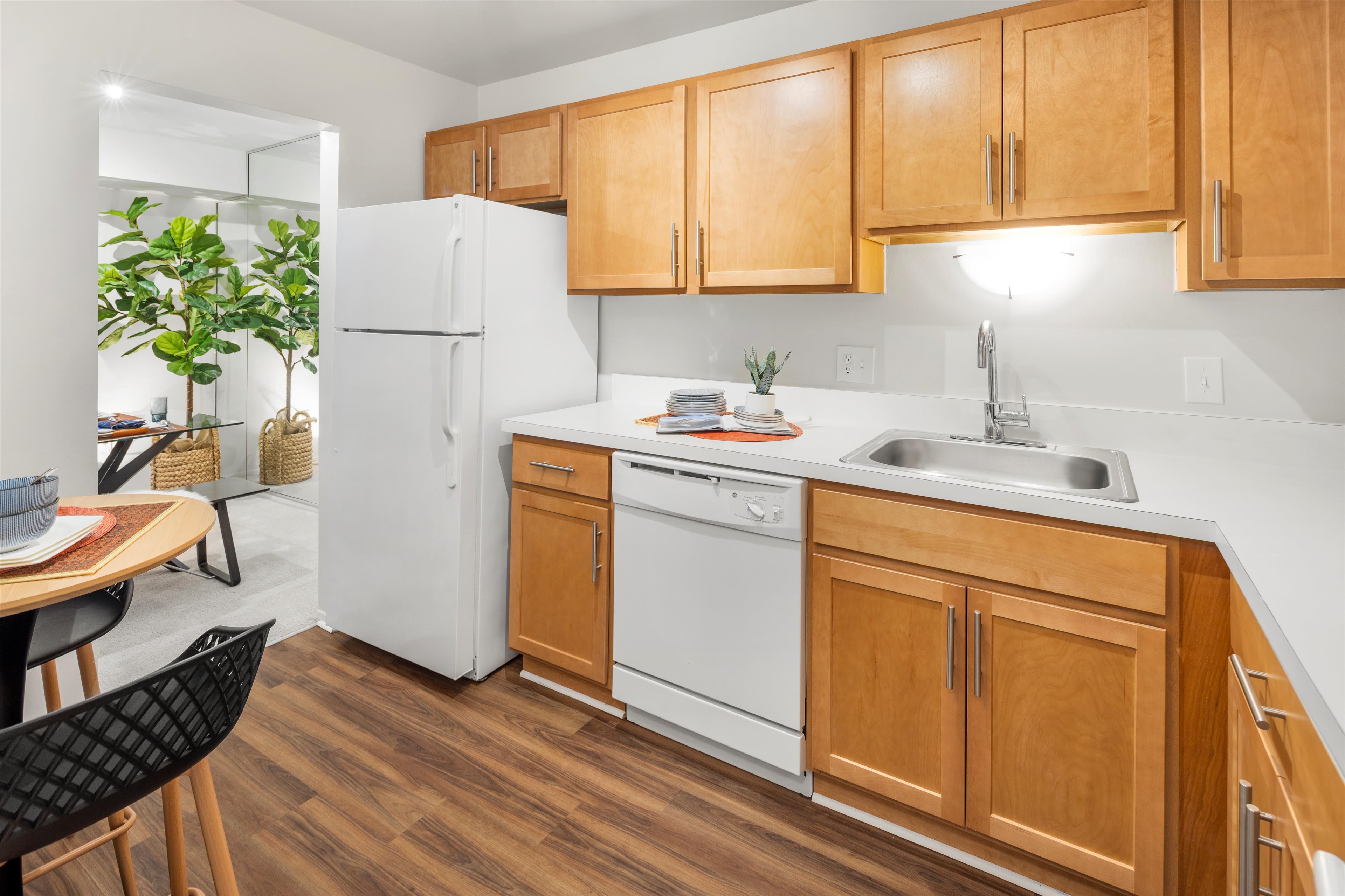 Fairmont Park Apartments – photo 1