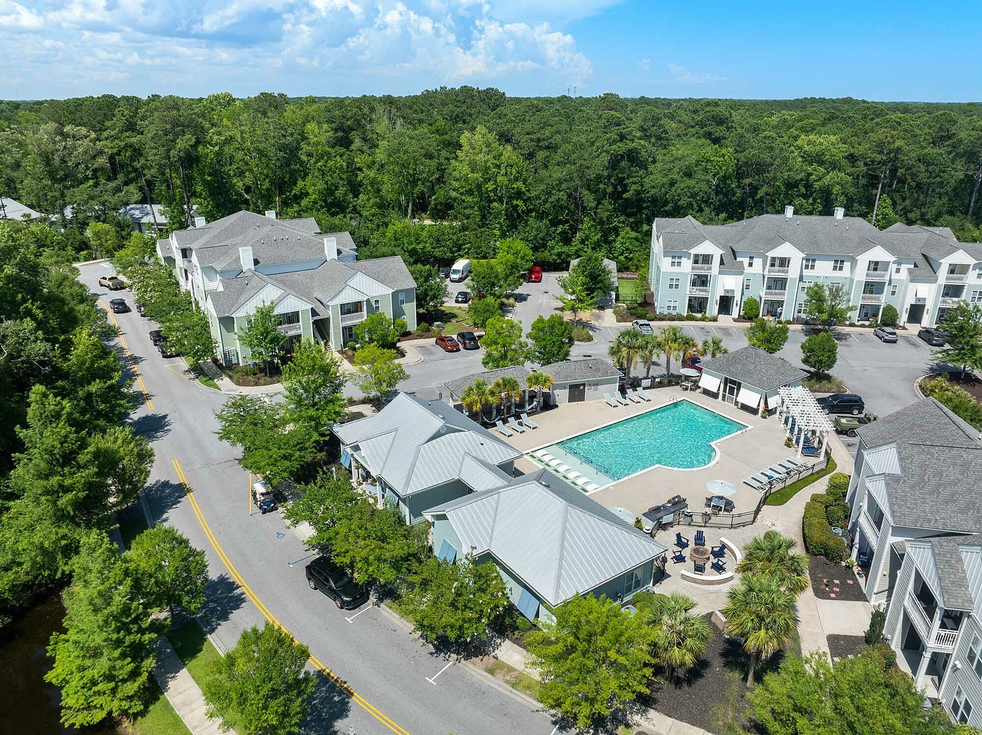The Apartments at Shade Tree – photo 1 of 141