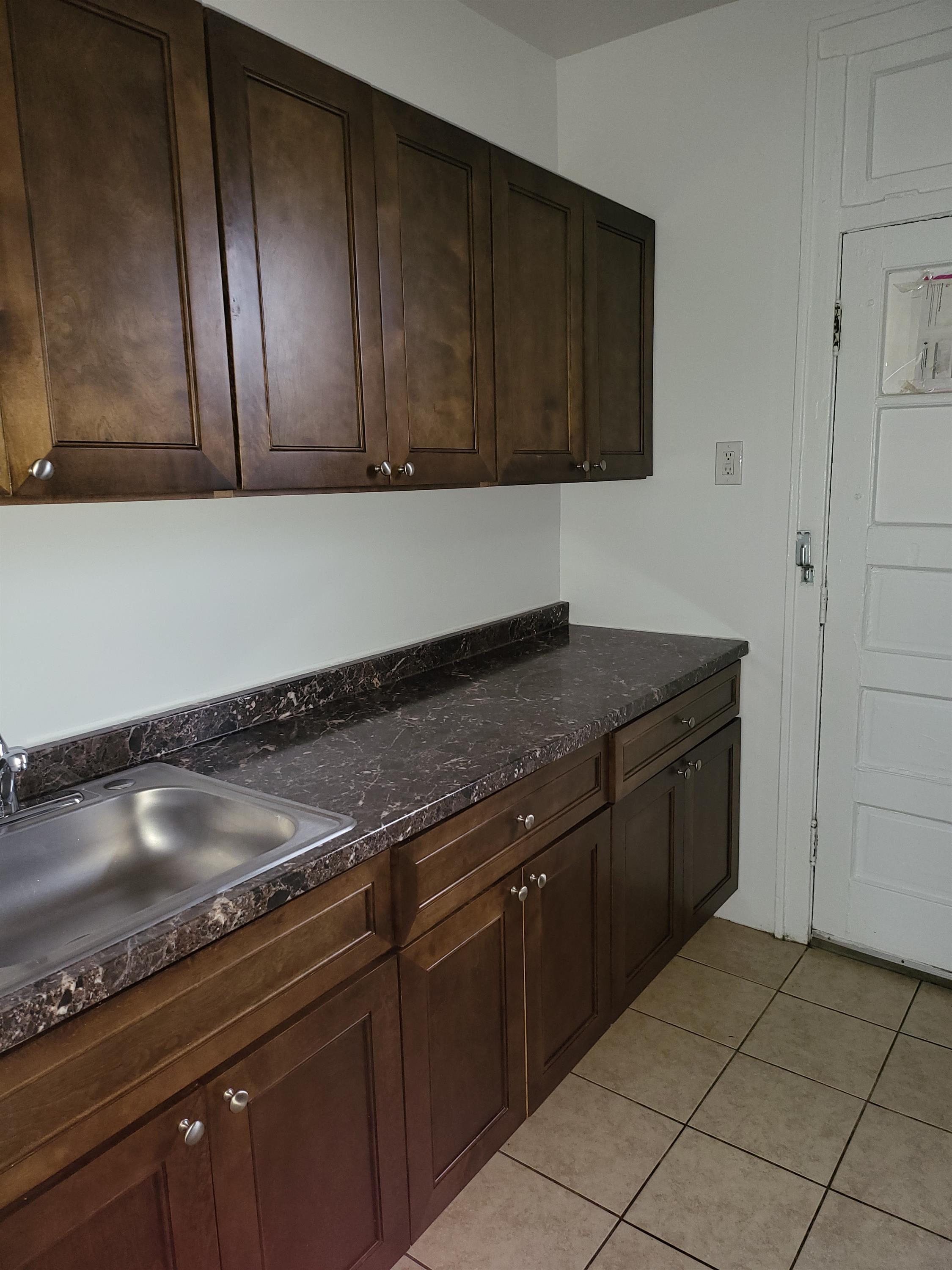 1728 E 70th Street, Unit 3C – photo 1