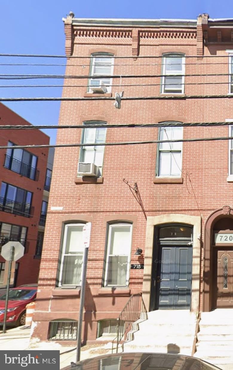 718 N 16Th Street – photo 1