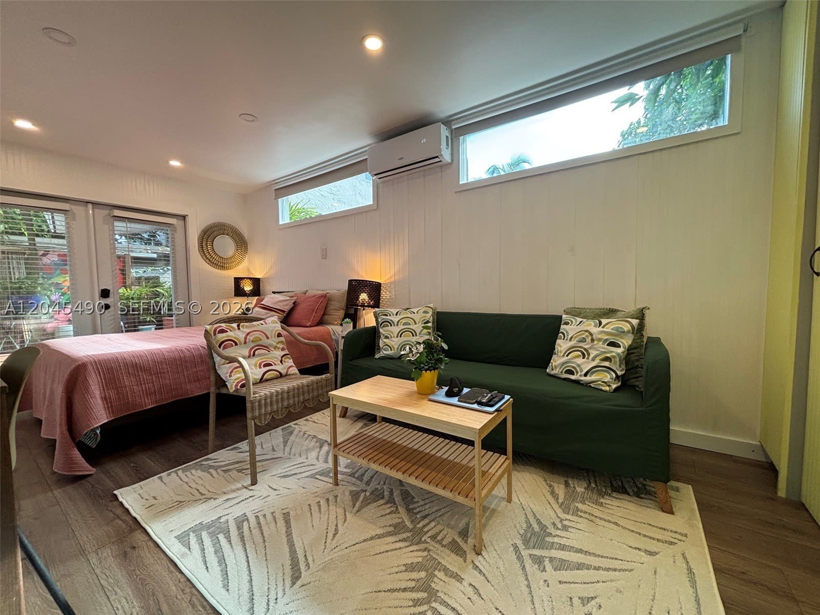 8220 NE 1st Pl – photo 1