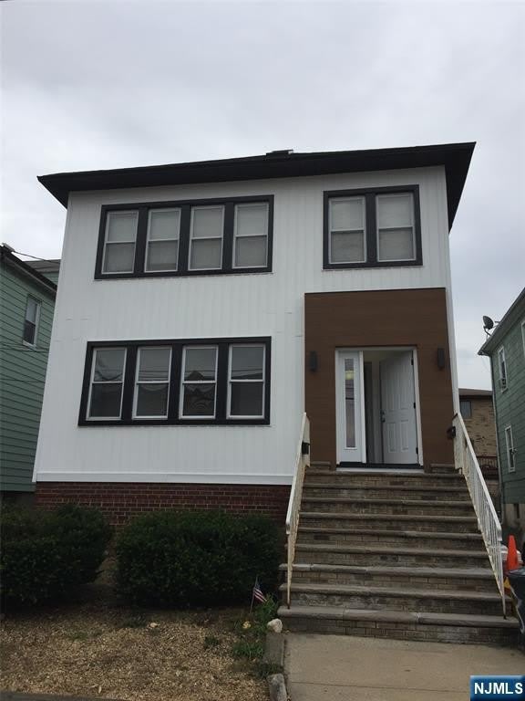 248 2nd Street – photo 1 of 16
