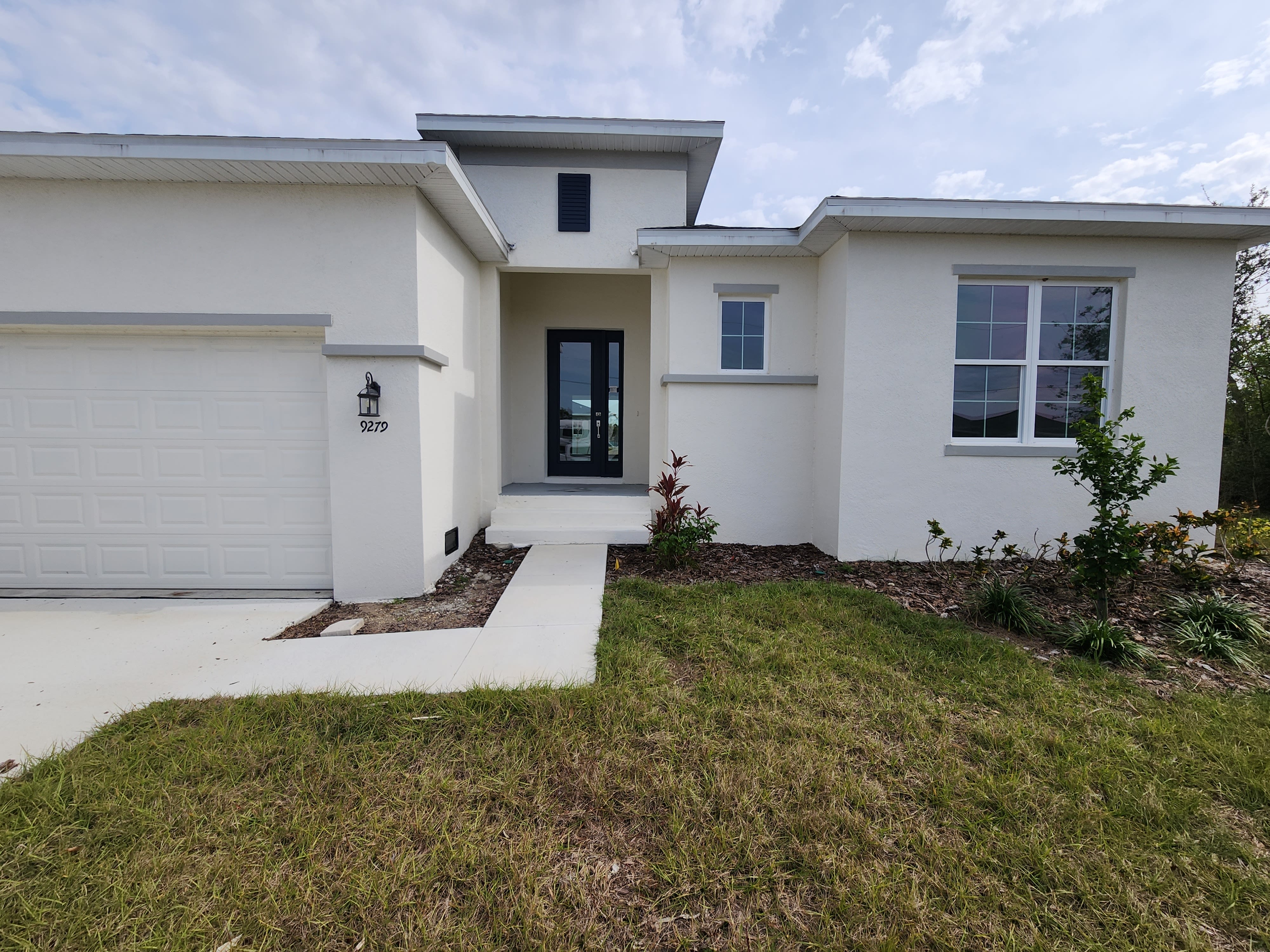 9279 Rosebud Cir – photo 1