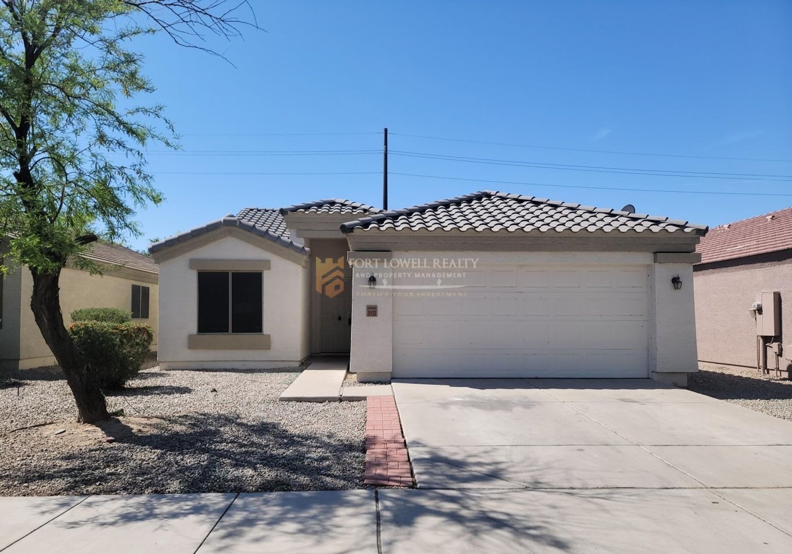 3 Bedroom, 2 Bath, & Den Home Coming Soon! – photo 1