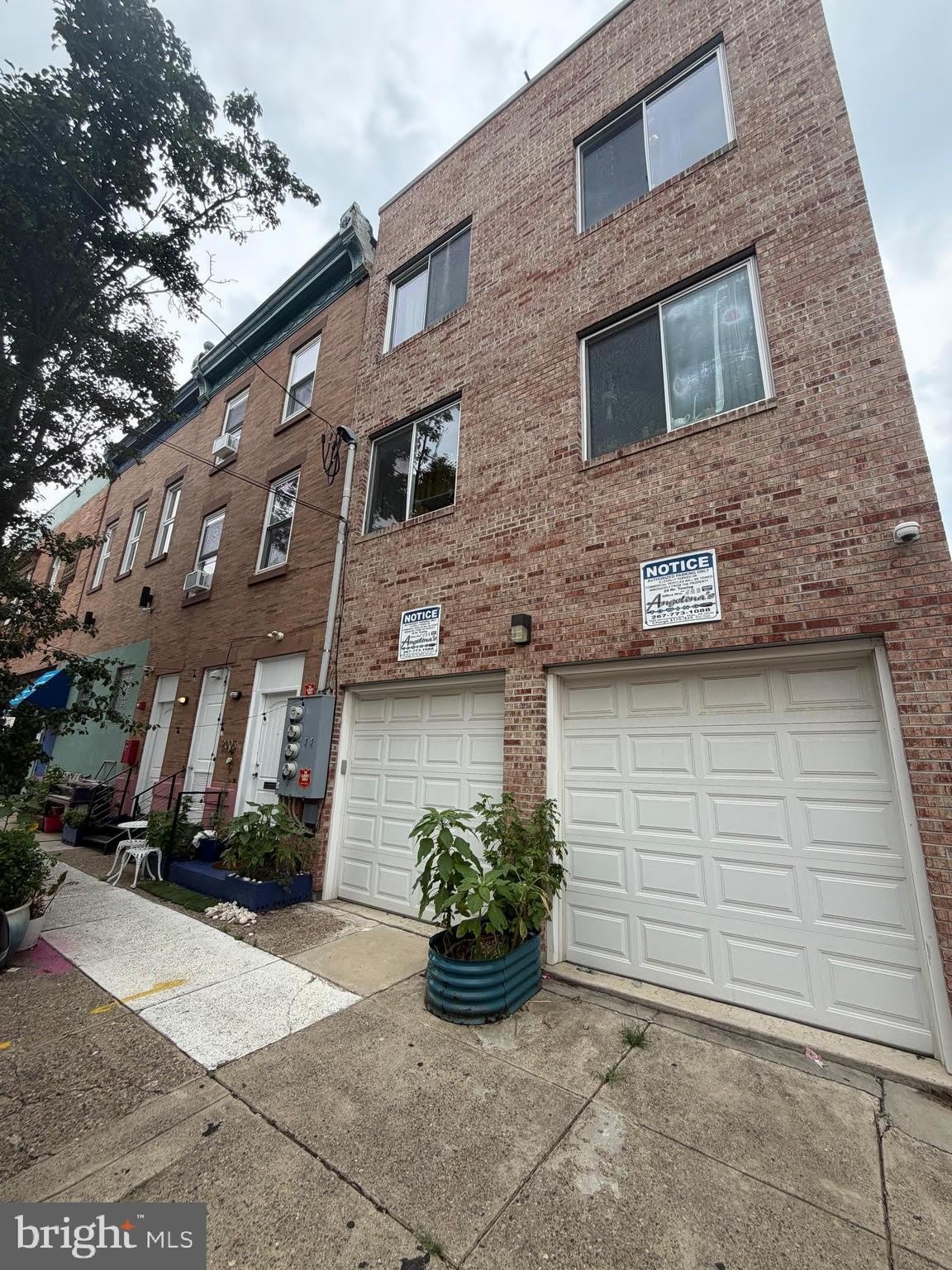 2005 N MASCHER Street – photo 1