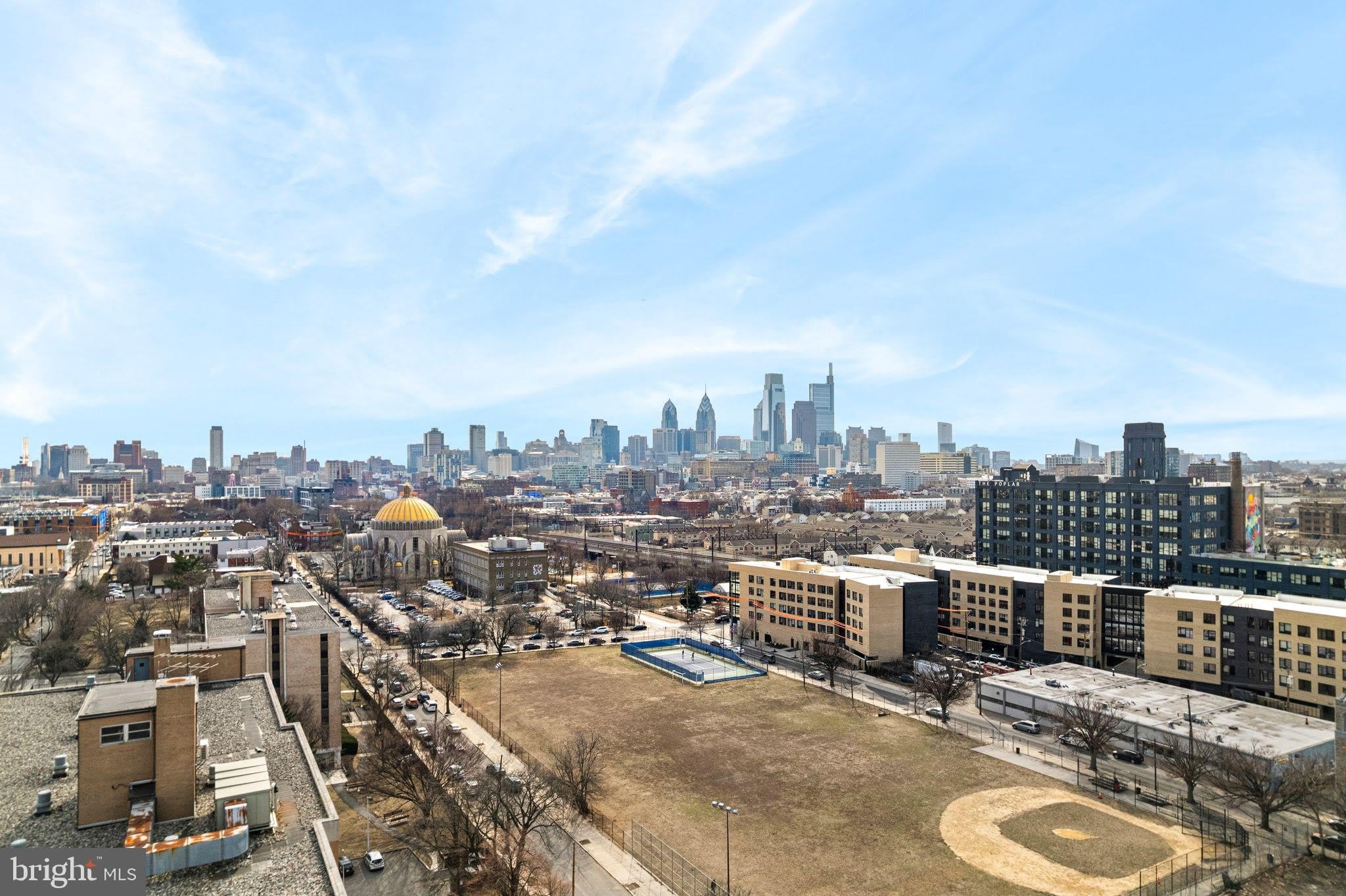 709 W GIRARD Avenue – photo 1