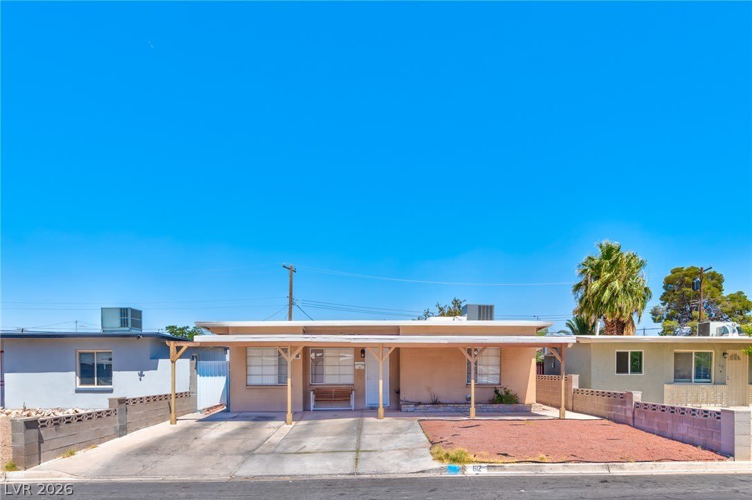 612 Stanford Street – photo 1
