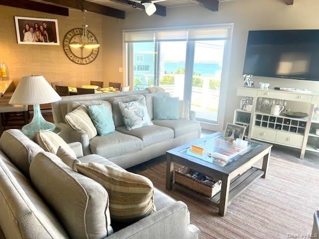 539 Dune Road – photo 1 of 18
