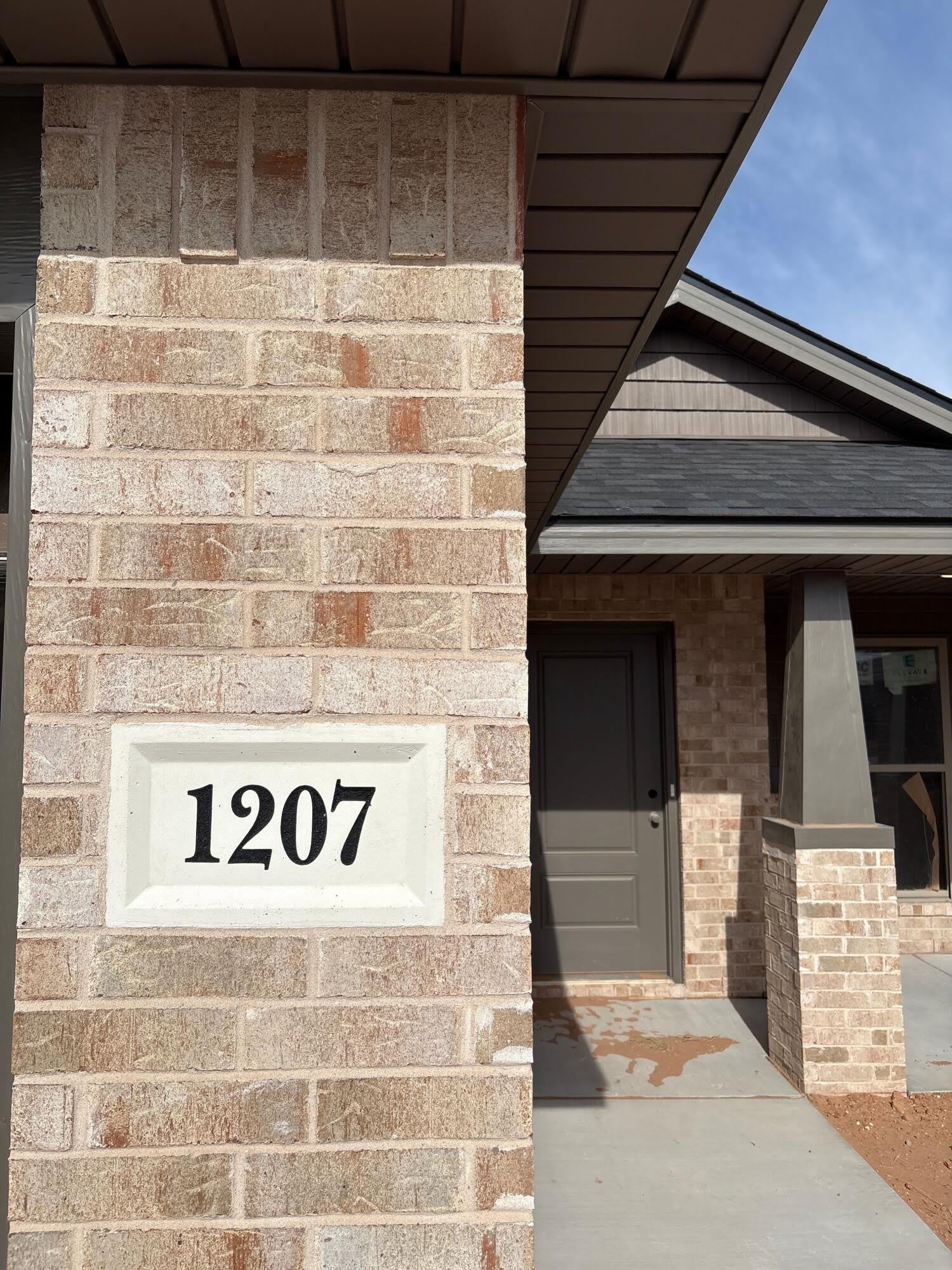 1207 Cottonwood Avenue – photo 1