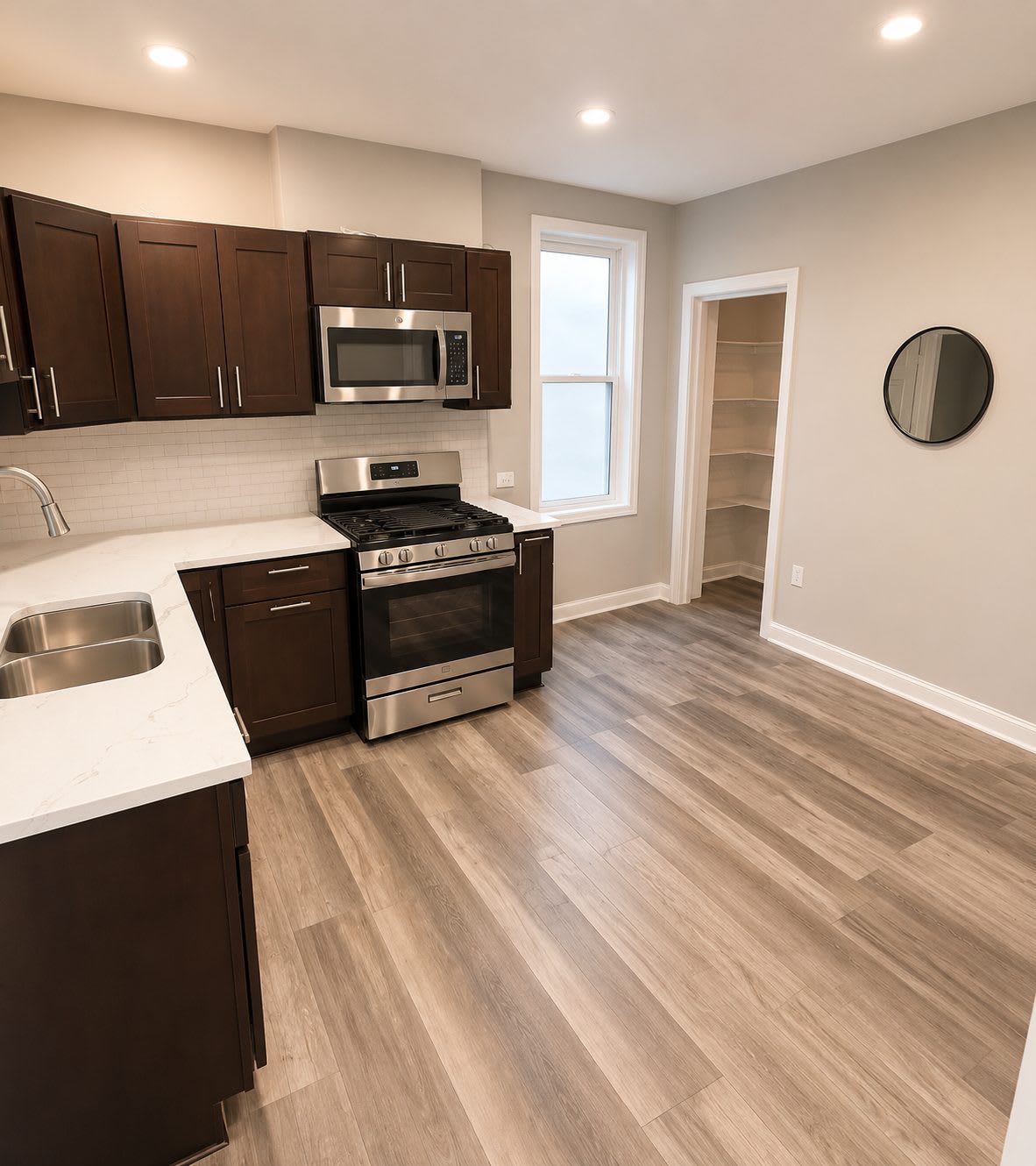 367 Morris Avenue – photo 1