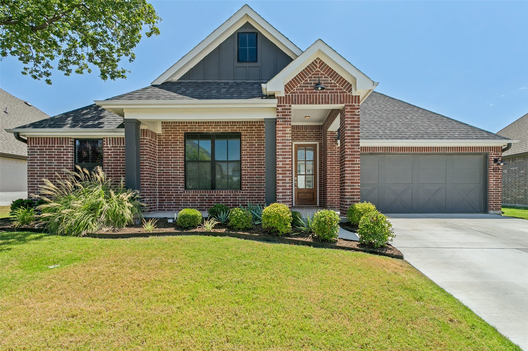 817 Highlands Avenue – photo 1 of 58