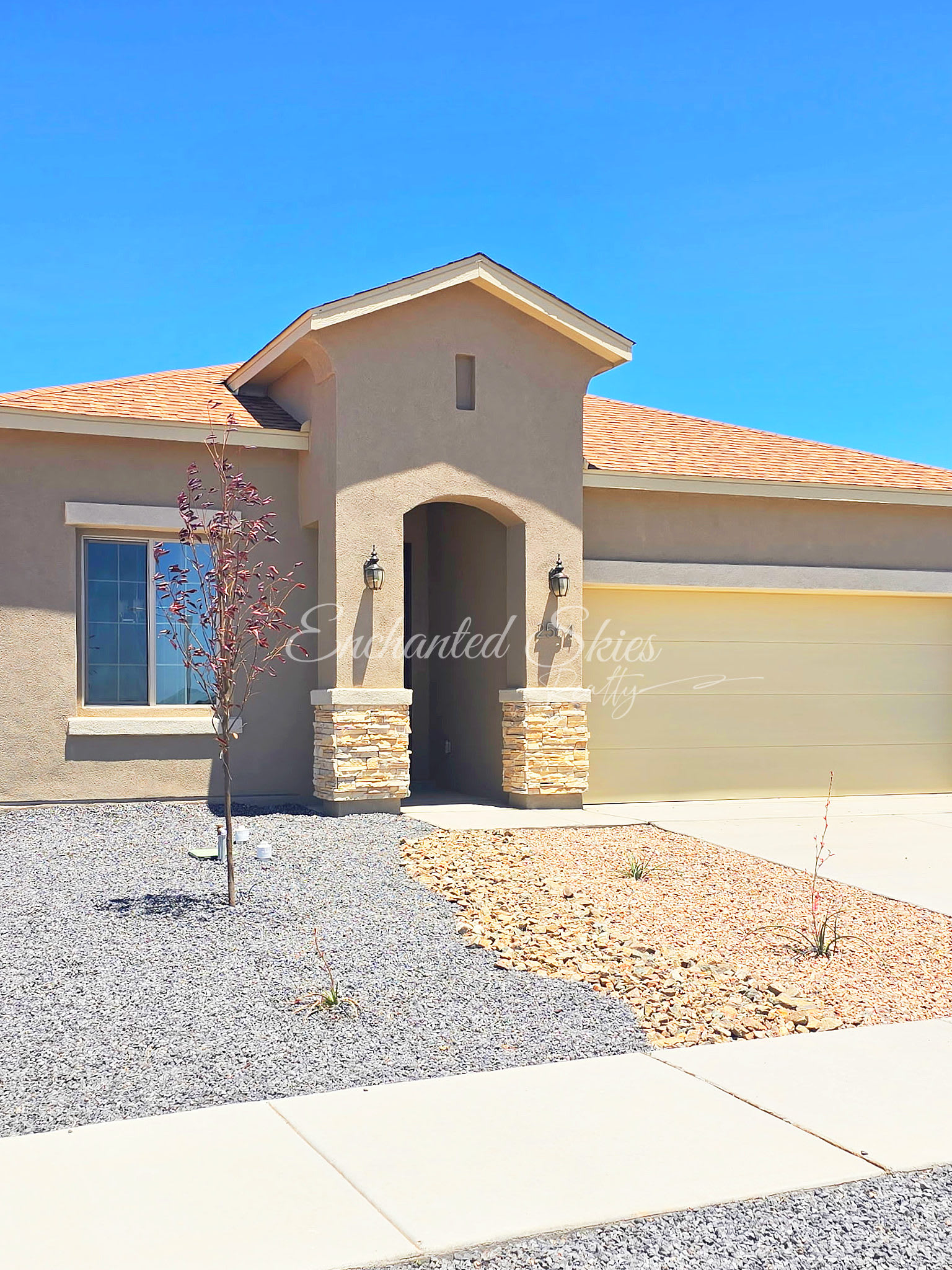 2564 Camino Azul Lp – photo 1 of 154
