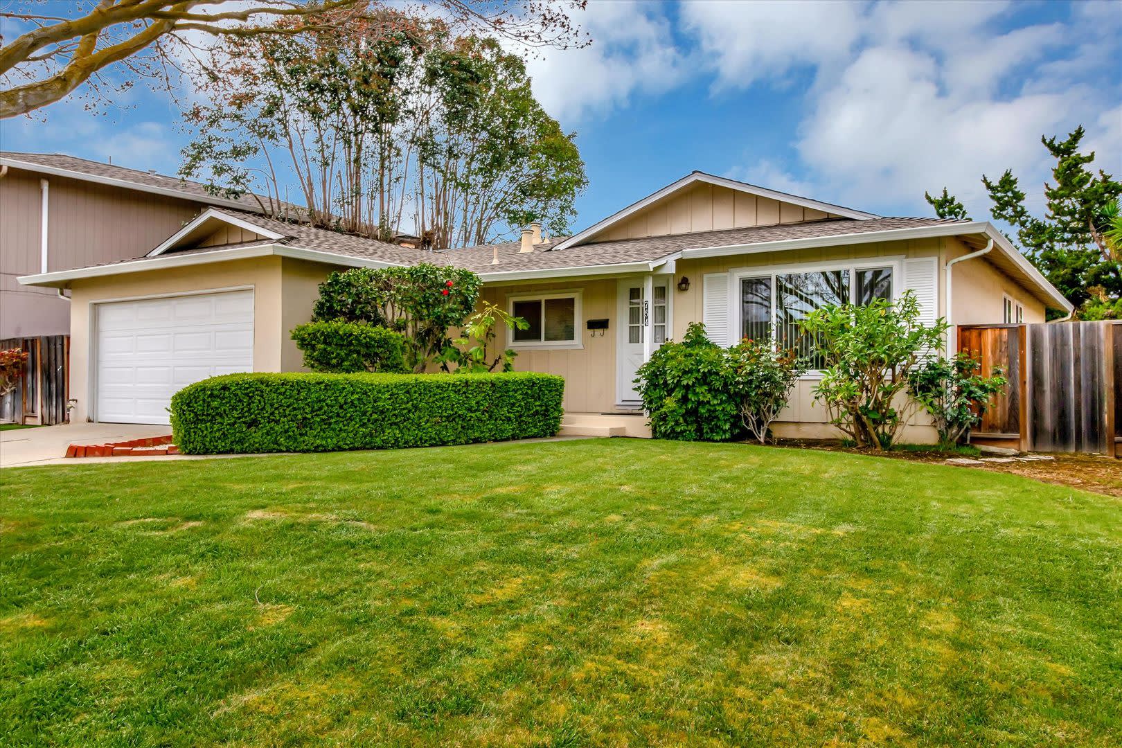 Home for Rent in Santa Clara near Cupertino and Santa Clara Kaiser – photo 1