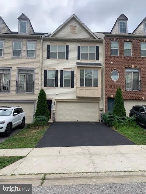 856 NANCY LYNN LN – photo 1 of 37