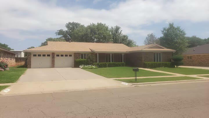 5708 77Th Street – photo 1