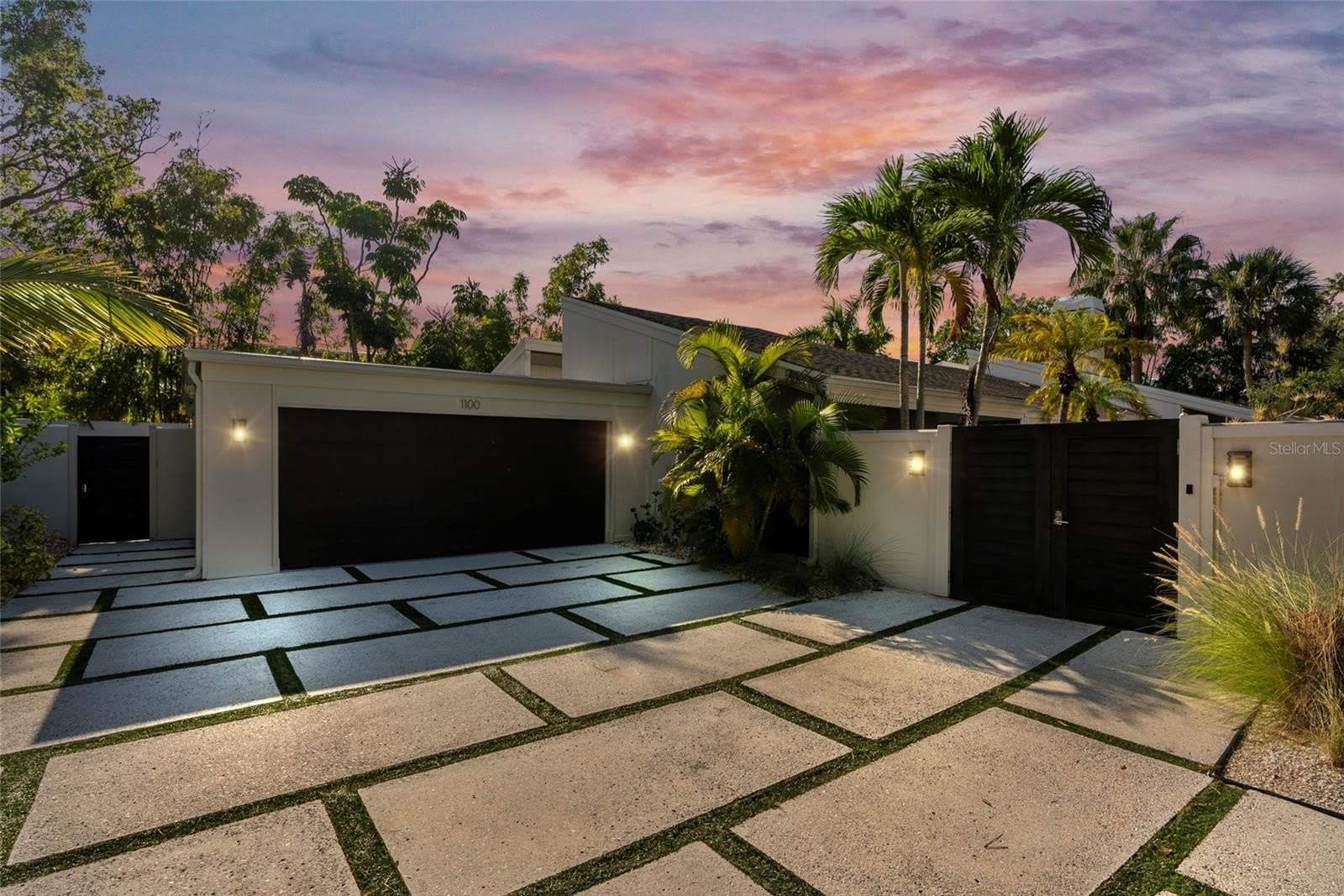 1100 WESTWAY Drive – photo 1