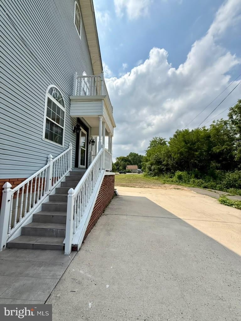 3001 Preston Avenue – photo 1 of 18