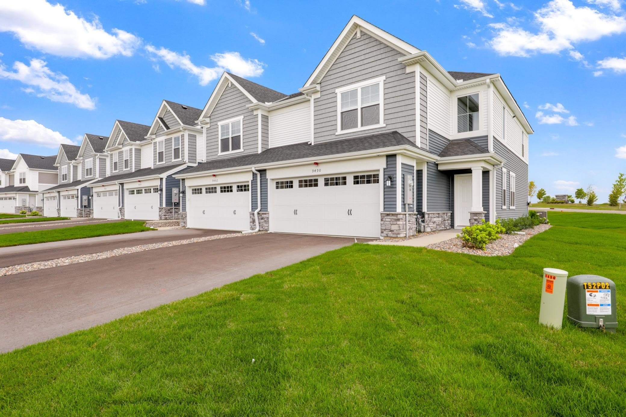 9385 4th Street N – photo 1 of 35