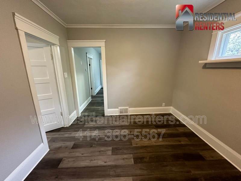 4220 W Hampton Avenue – photo 1
