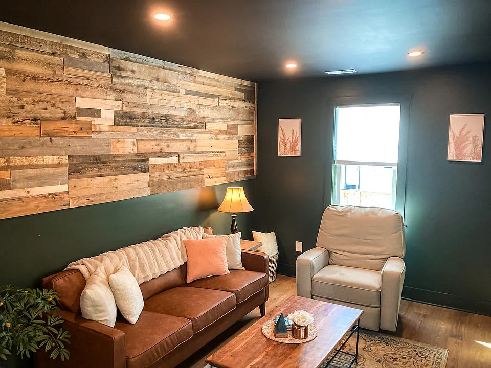 818 Kirkwood Avenue – photo 1