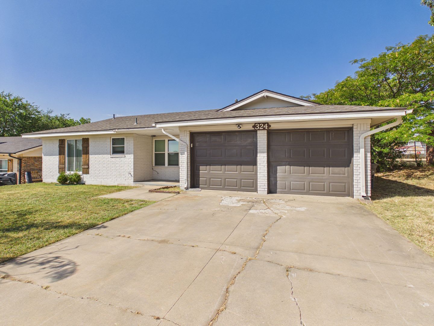 324 NW Compass – photo 1