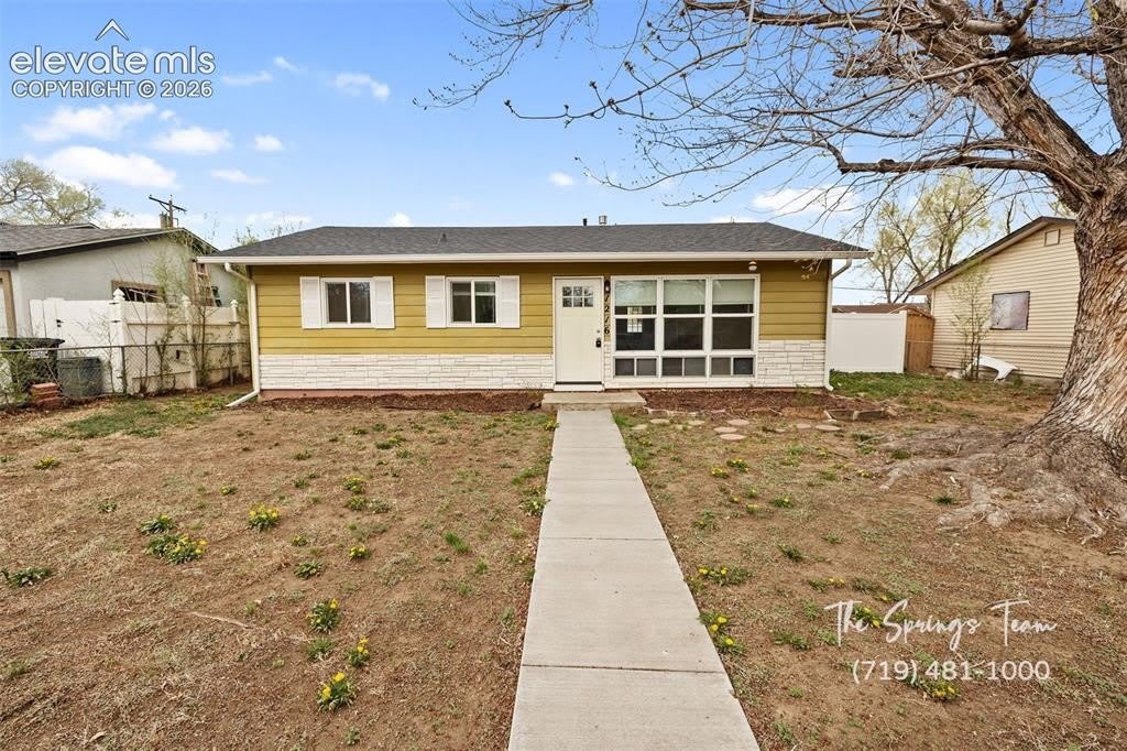 1216 Pando Avenue – photo 1 of 25