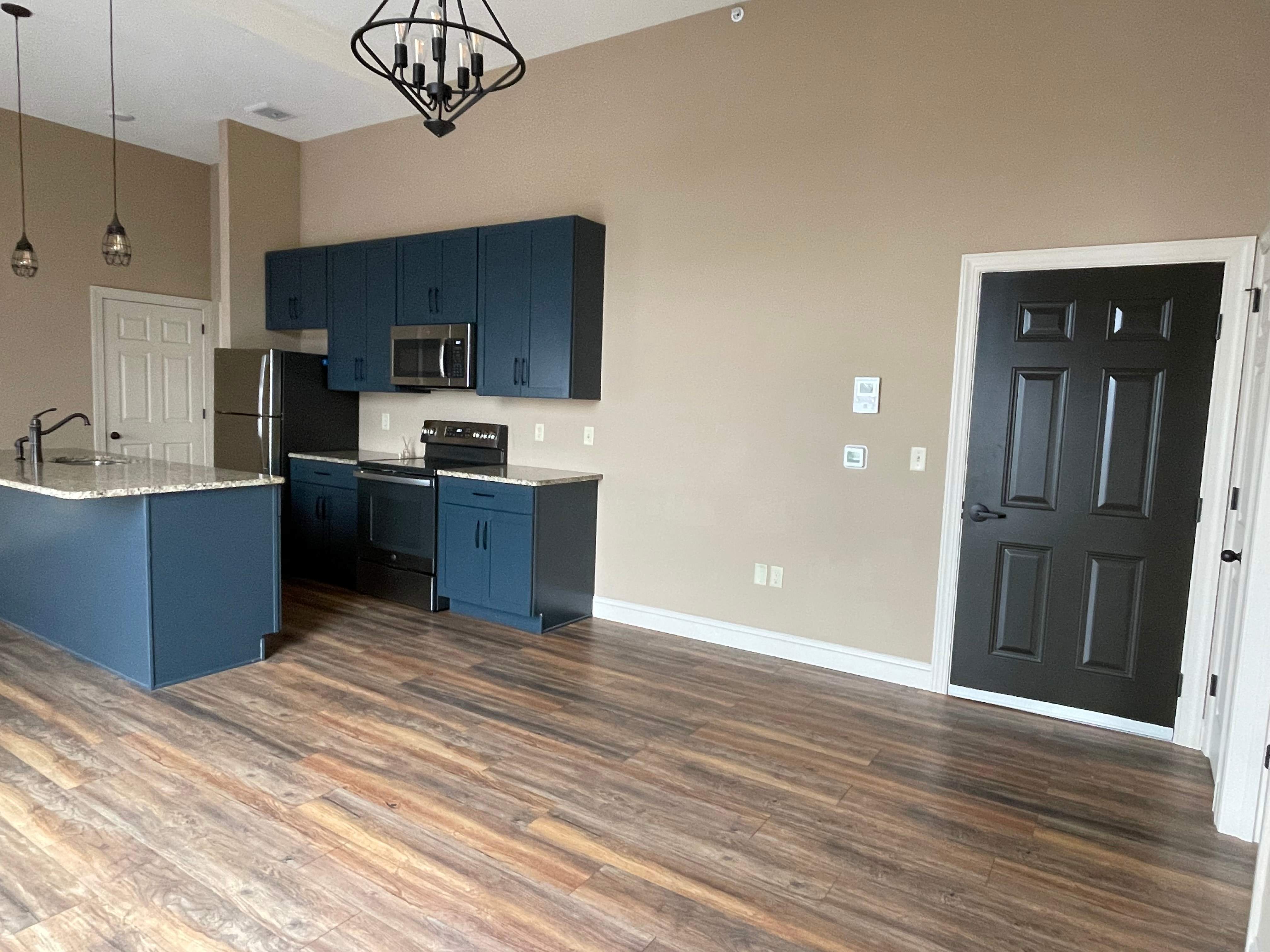 245 W Broad St – photo 1 of 10