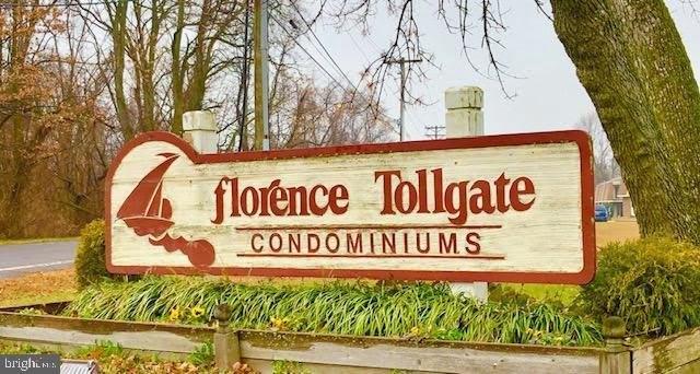 4-5 FLORENCE TOLLGATE Place – photo 1 of 13
