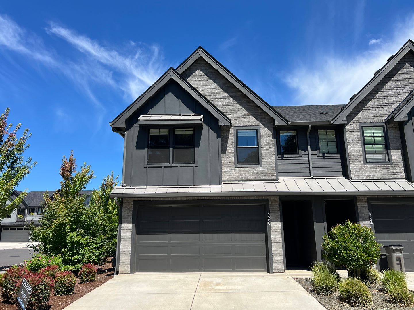 End Unit Luxury Townhome for Lease at the Courtyards at Hidden Crest – photo 1