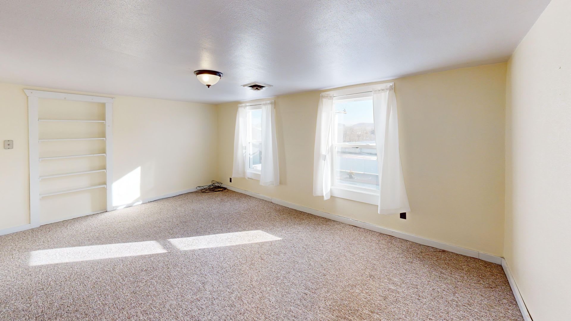 843 Water Ave – photo 1 of 13