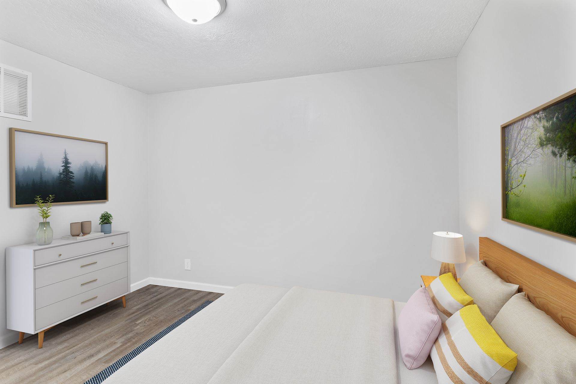 Cole Street Apts: Close to Campus – photo 1