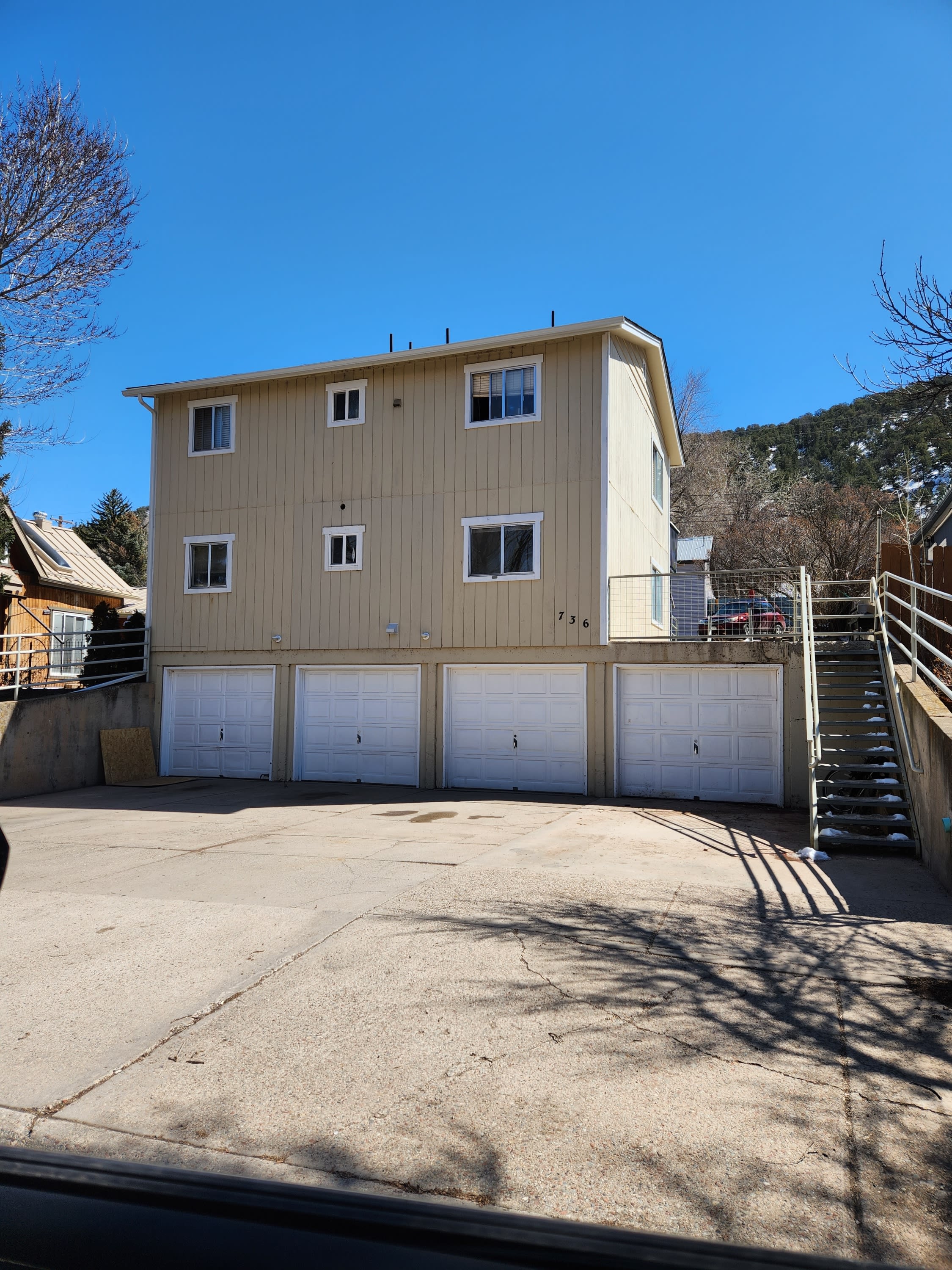 736 Bennett Avenue # 4 – photo 1 of 9