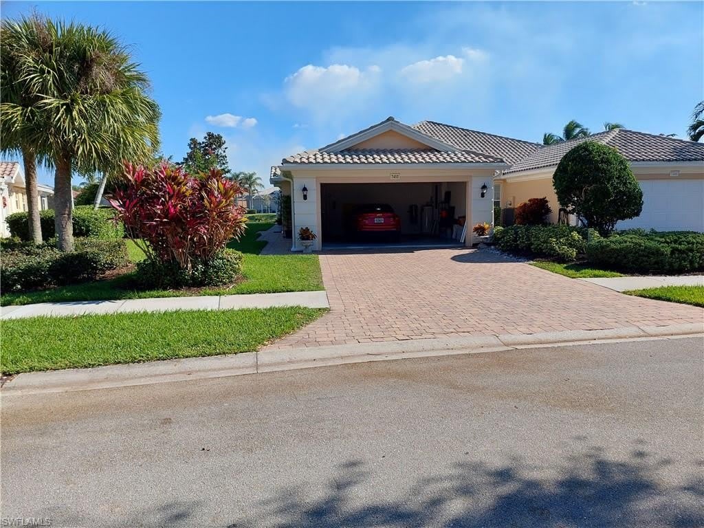 7450 EMILIA Ln – photo 1 of 18