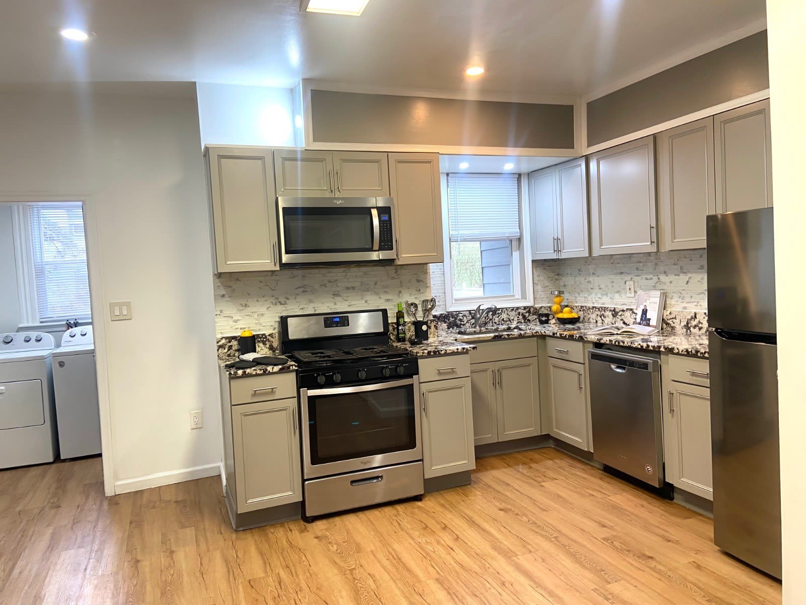 471 Carey Ave – photo 1 of 18