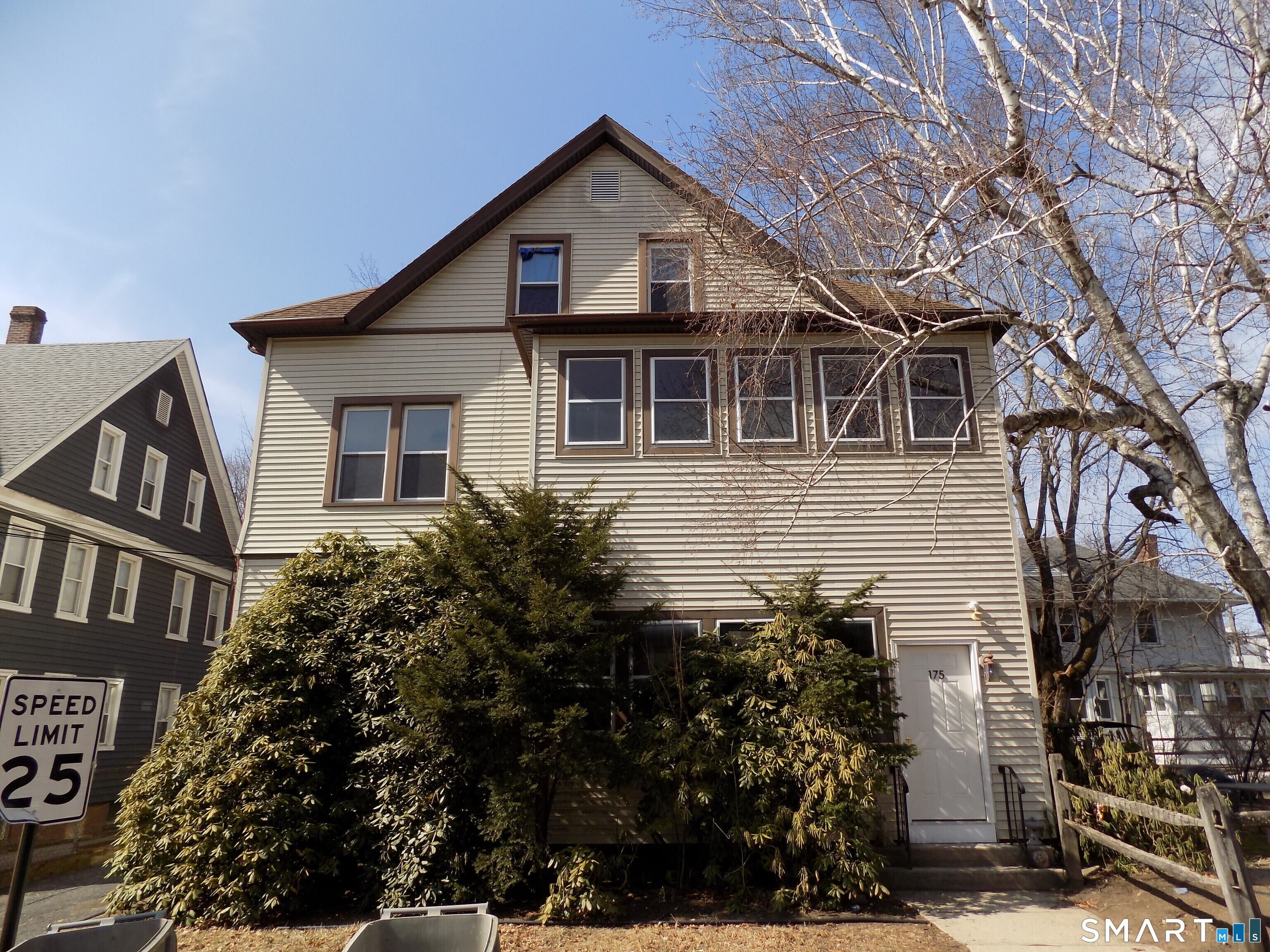 175 Goodwin Street – photo 1 of 9