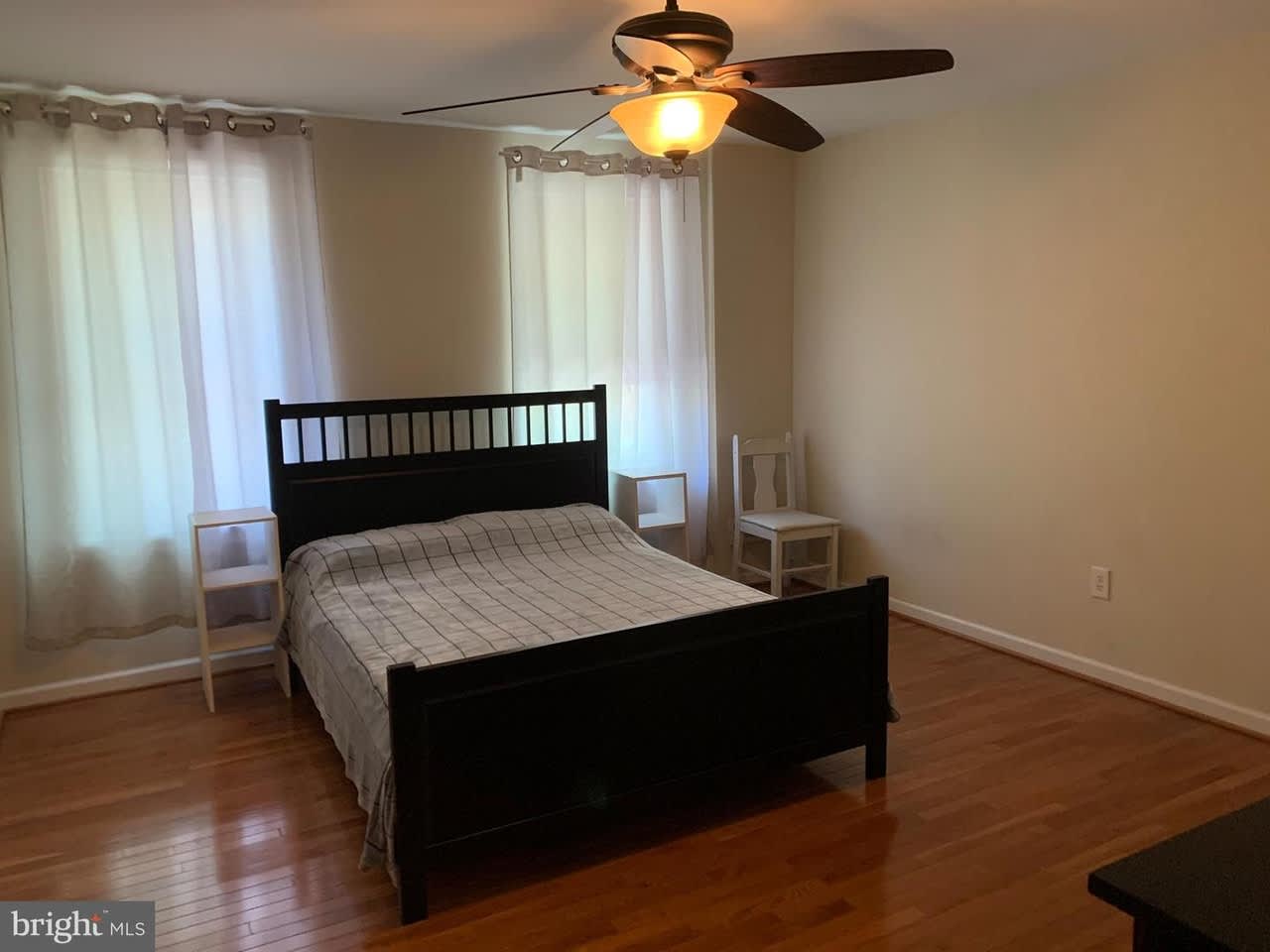 662 Washington Blvd. – photo 1