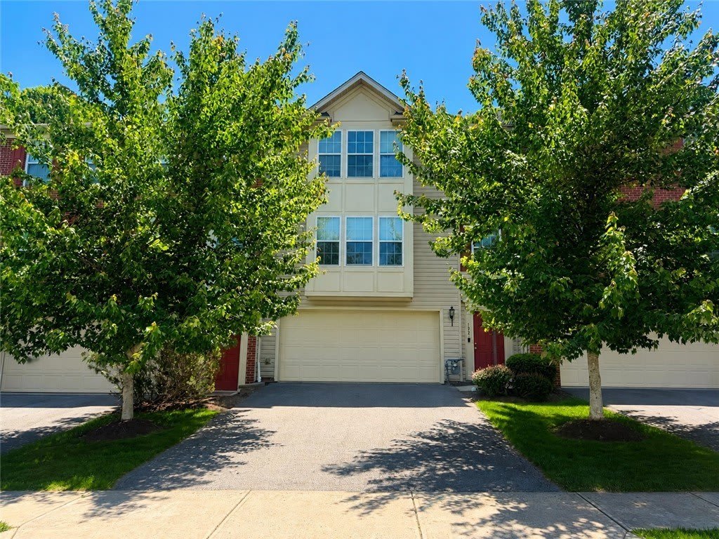122 Broadstone Dr – photo 1 of 143