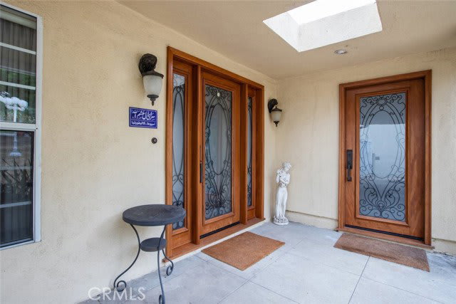 314 West Kenneth Road – photo 1