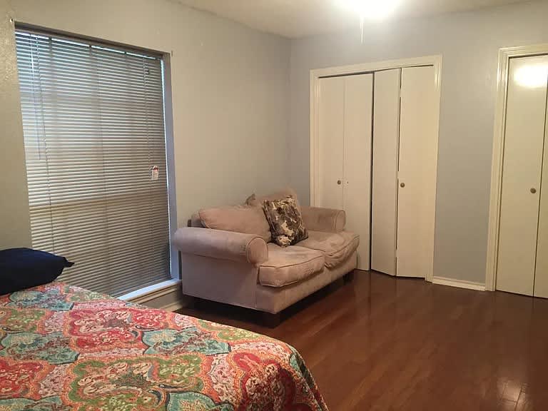 2020 Mary Avenue – photo 1