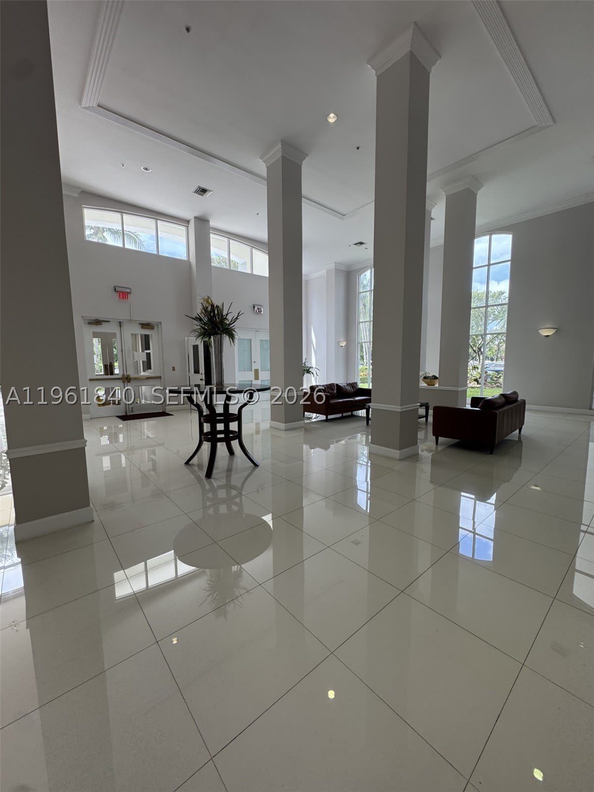 9725 Nw 52Nd St – photo 1