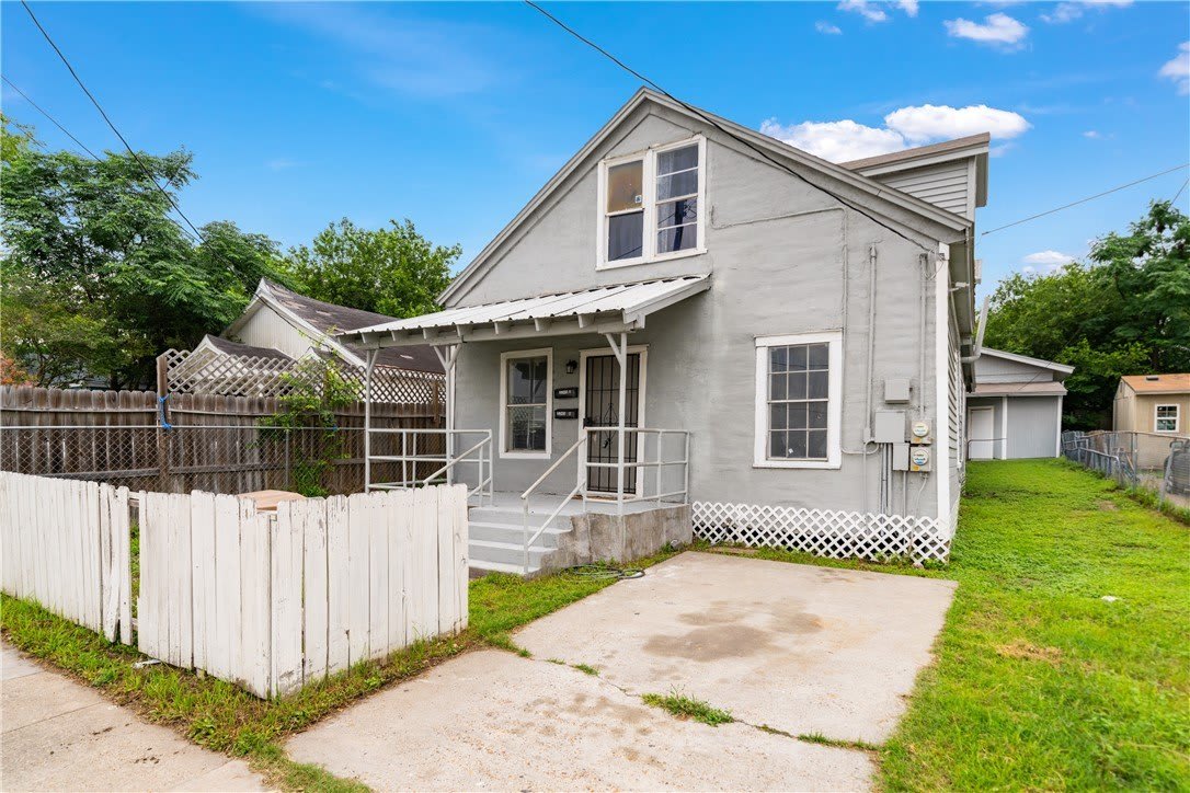 2245 Comanche Street – photo 1