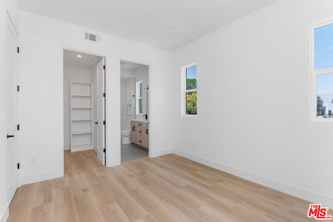 1834 Echo Park Avenue – photo 1